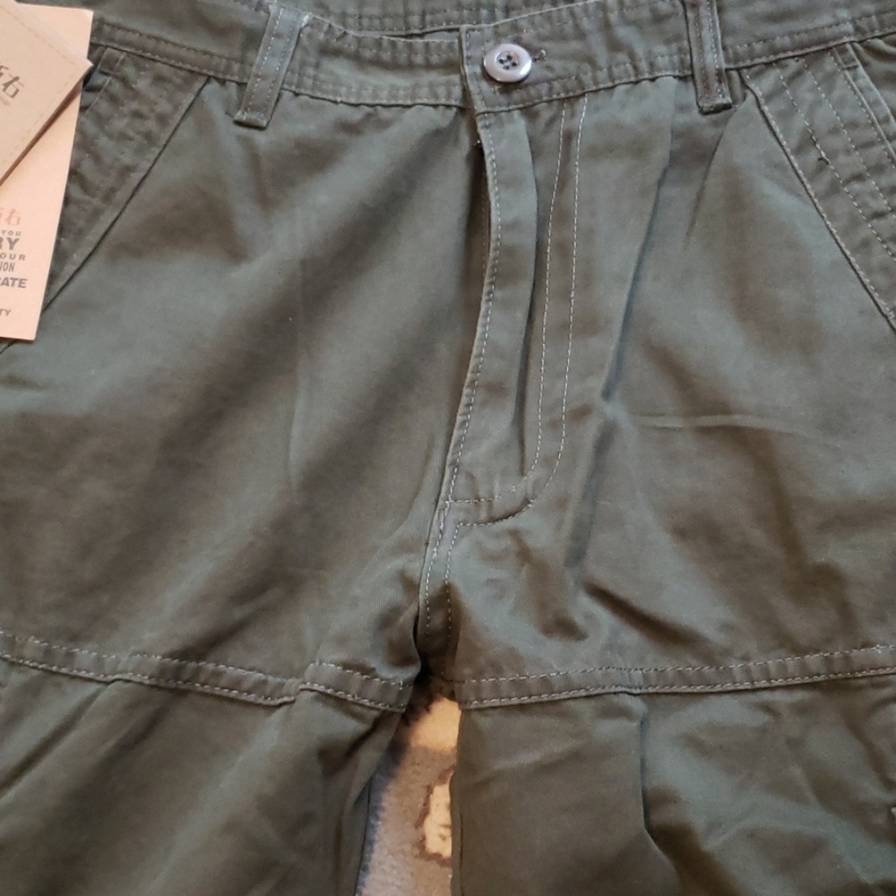 Cargo  shorts - Picture 3 of 4